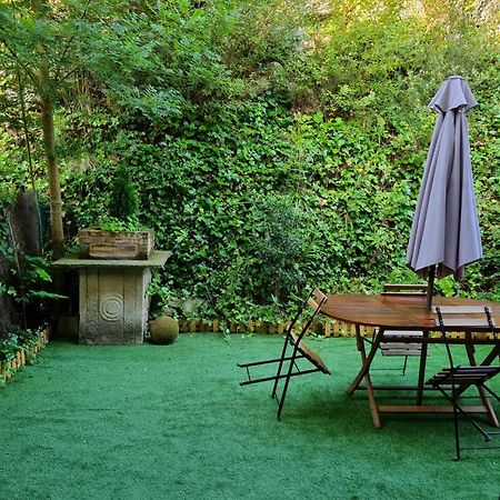 Casa De Claudia Comillas- Jardin Privado - A 10 Metros Del Capricho De Gaudi מראה חיצוני תמונה
