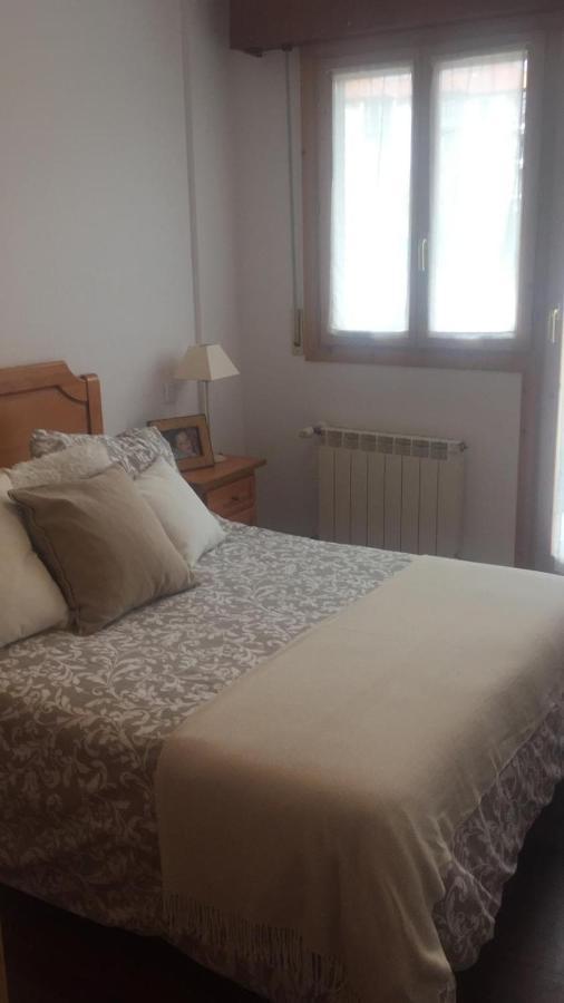 Casa De Claudia Comillas- Jardin Privado - A 10 Metros Del Capricho De Gaudi מראה חיצוני תמונה